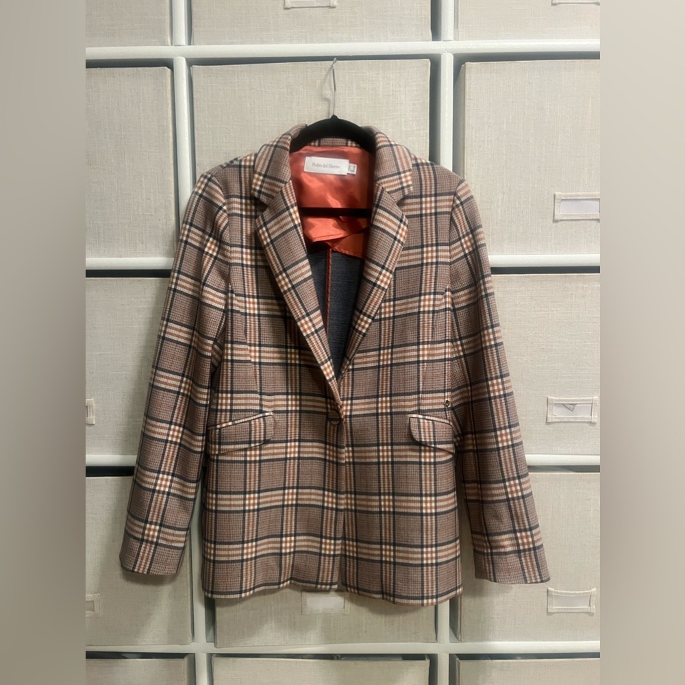 Stylish Plaid Blazer with Orange Lining
